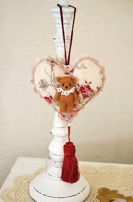 heart bear ornament